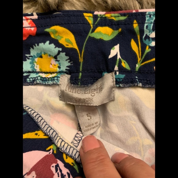 Floral cotton capris Size small 4/6 - Picture 5 of 7